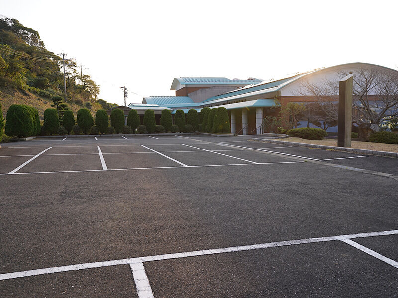 西海市西海斎場 駐車場1