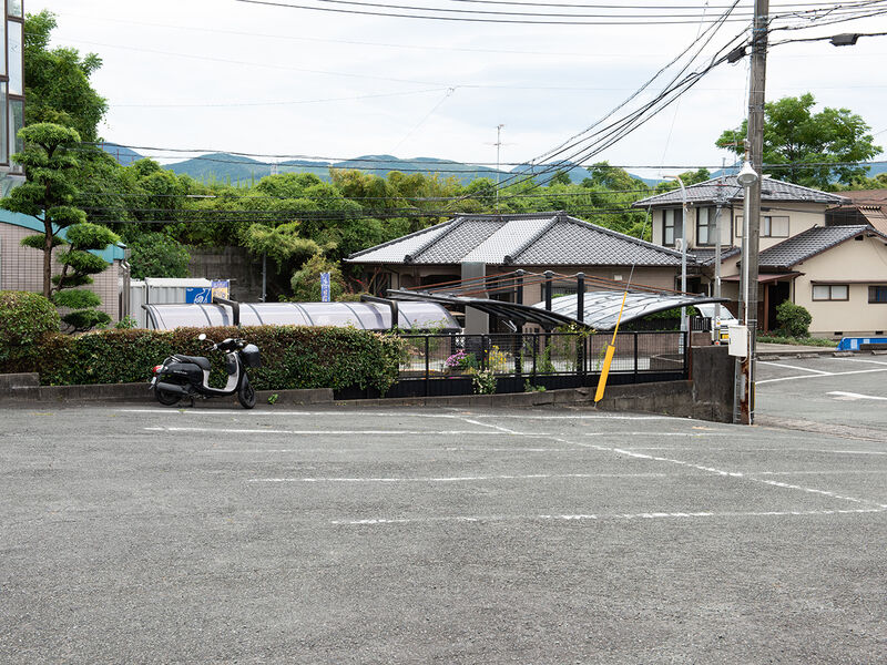 斎場熊本葬儀社 本館斎場 駐車場
