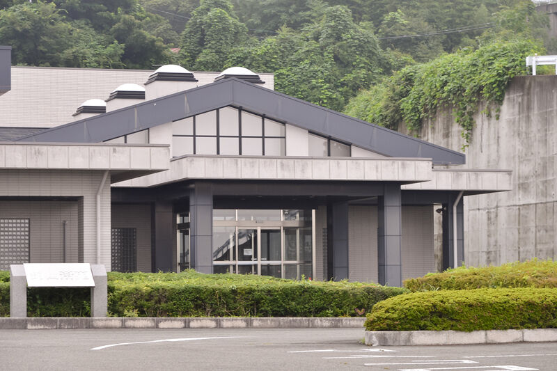 釣山斎苑 外観２