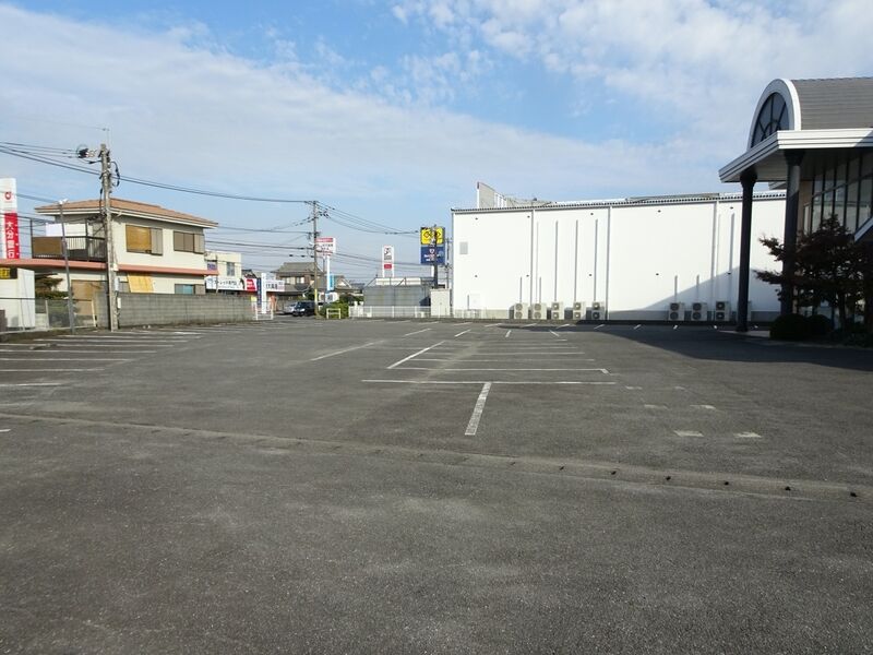 大分東会館 駐車場１