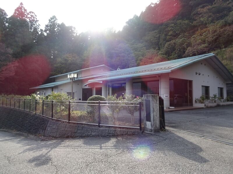 湯布院火葬場「望岳苑」 外観１