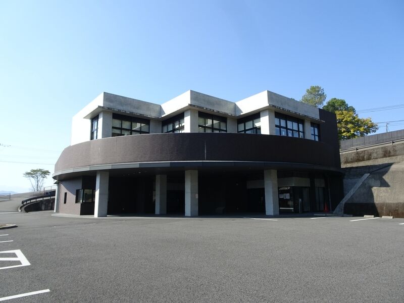 豊後大野市三重葬斎場 外観３