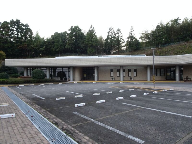 臼津葬斎場 外観５