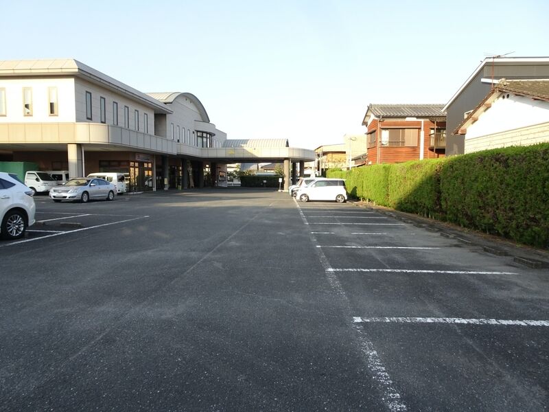 プリエールさいき 駐車場２