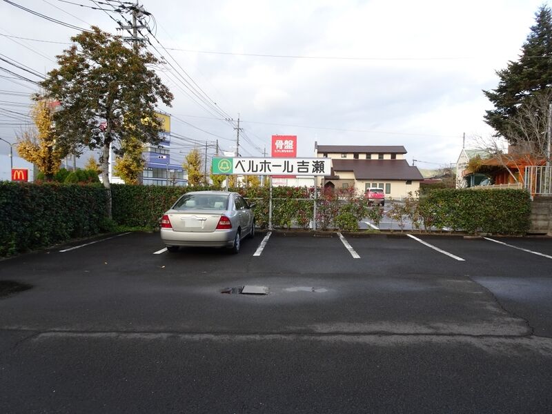 日田中央斎場 駐車場２