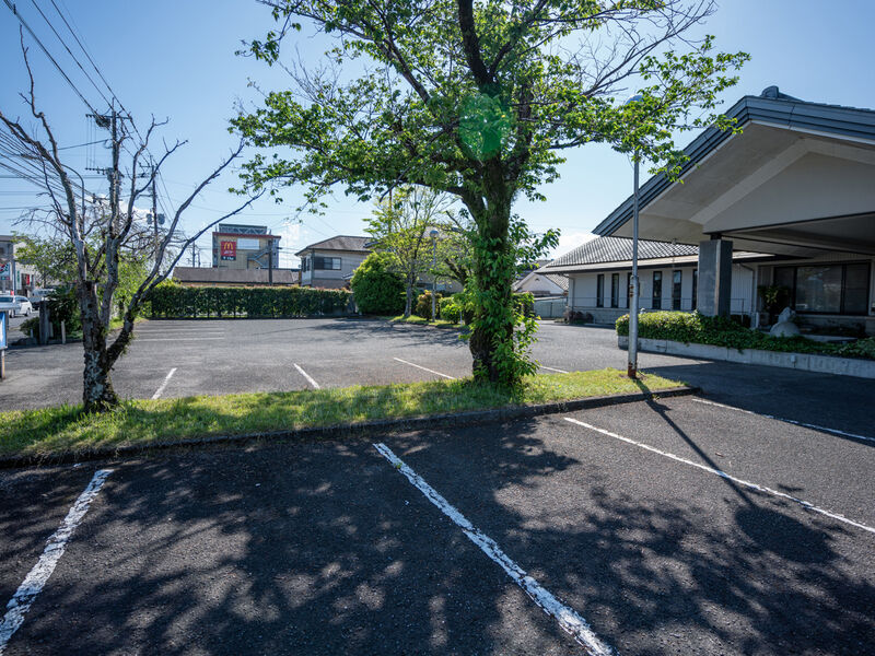 川東メモリードホール 駐車場1