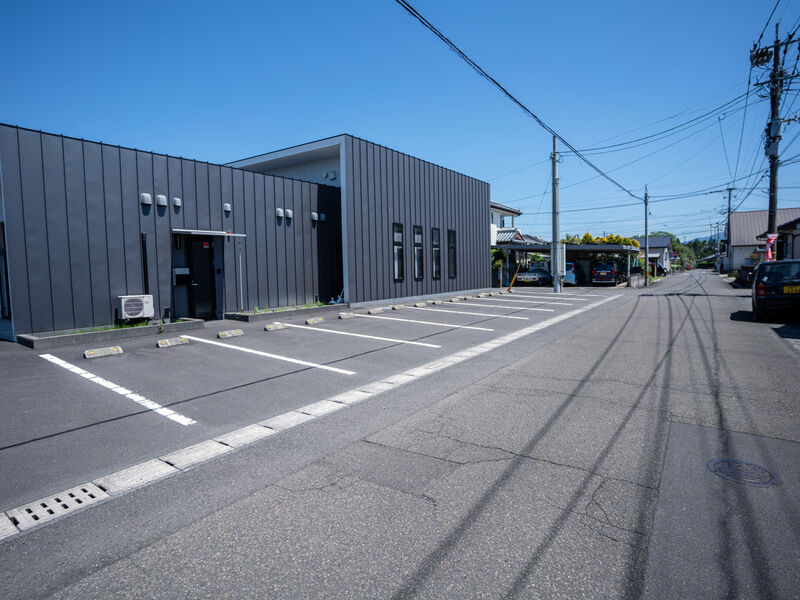 鷹尾メモリードホール 駐車場2