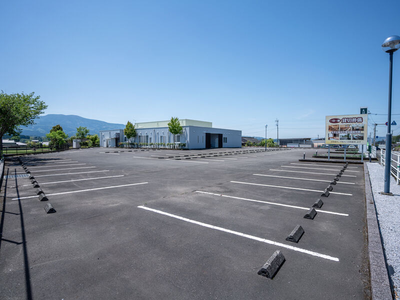 えびのメモリードホール 駐車場1