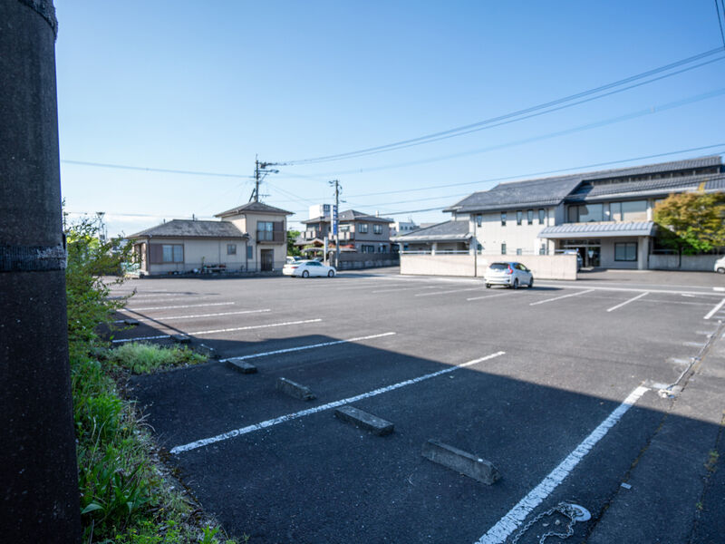 つるさきエヴァホール 駐車場1