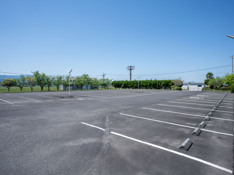 有限会社えびの公善社斎場まつい会館 駐車場2