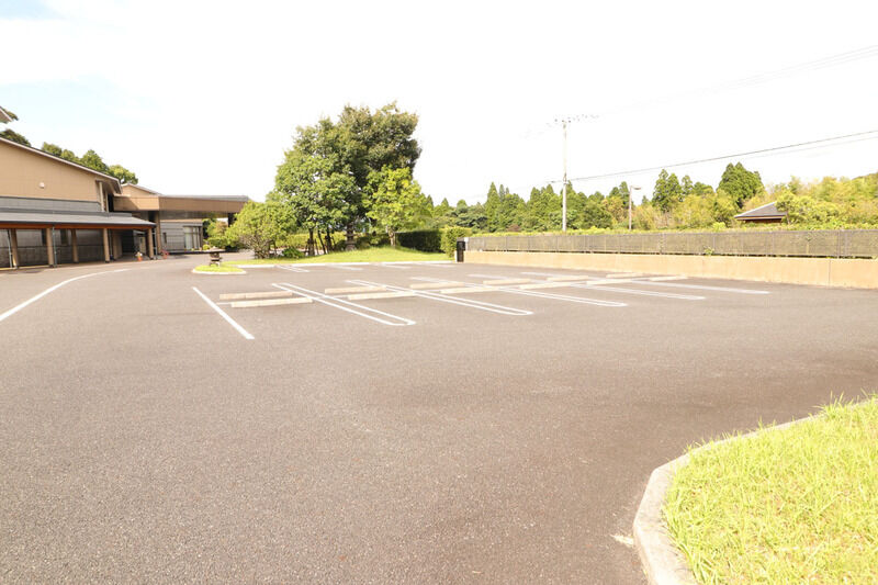南さつま火葬場白亀苑 駐車場 
