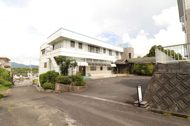 加世田葬祭白亀会館 外観2