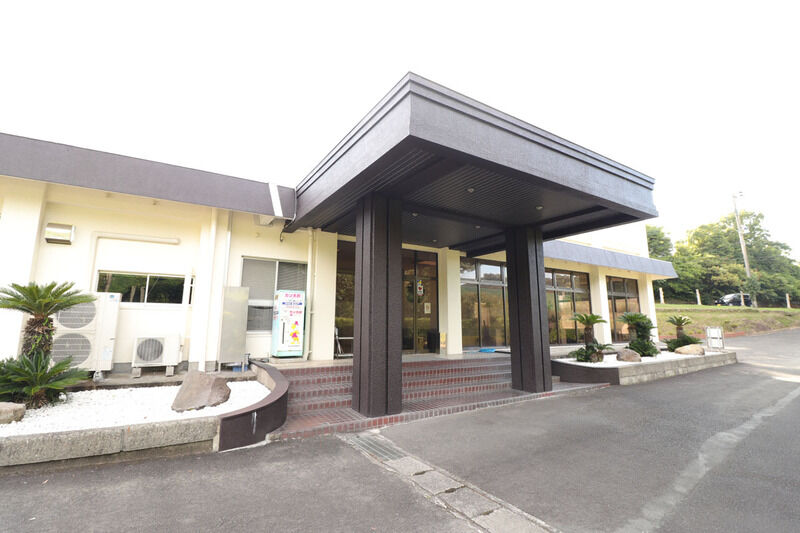 西薩火葬場 外観3