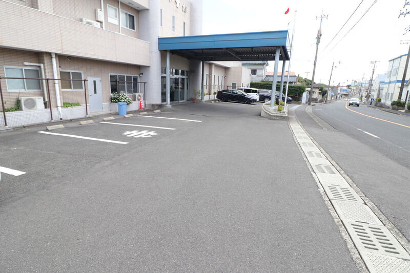 天平會館 駐車場