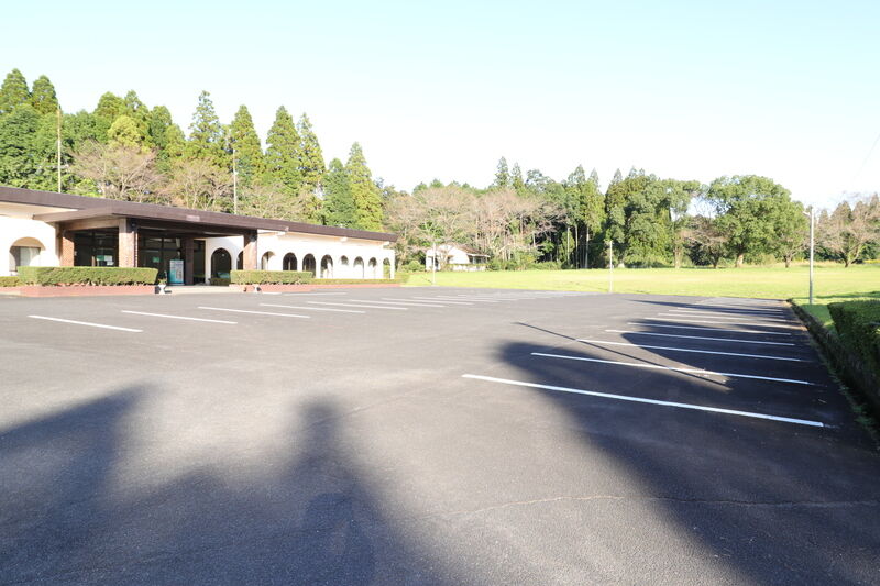 ひしかり苑（伊佐北姶良火葬場） 駐車場1