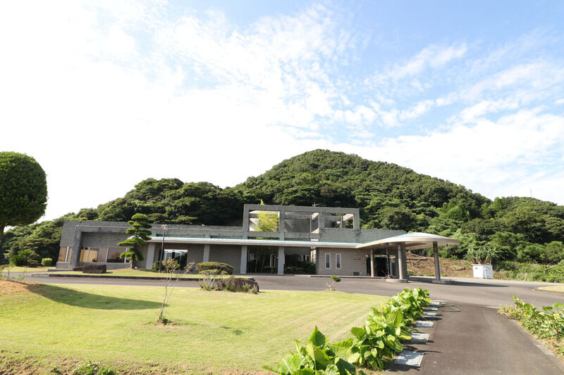 葬斎場佛石の里 外観2