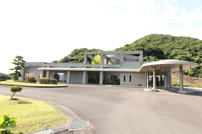 葬斎場佛石の里 外観