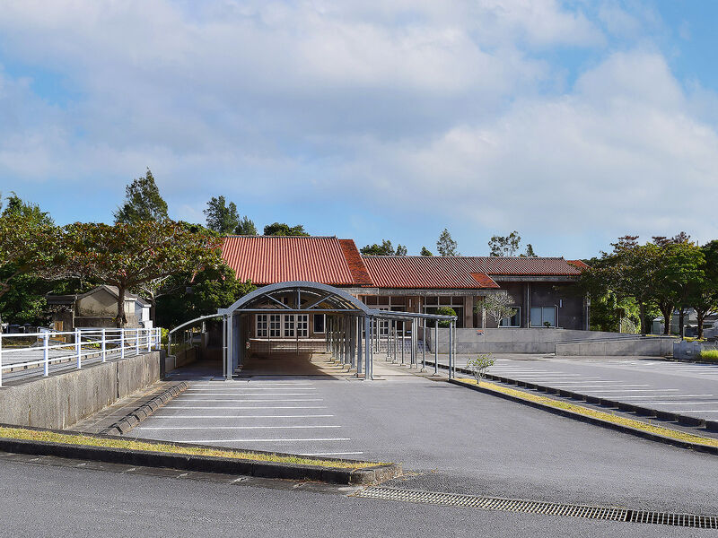 嘉手納町葬斎場 外観