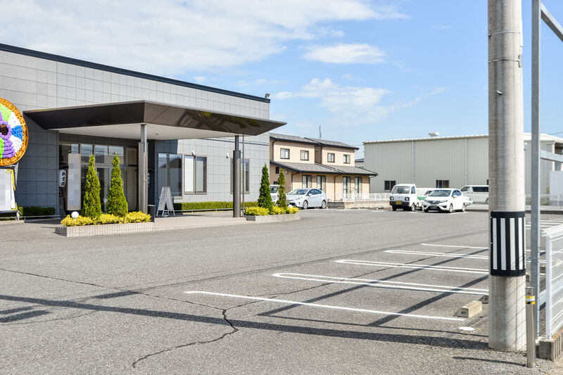 とよさと斎苑 駐車場