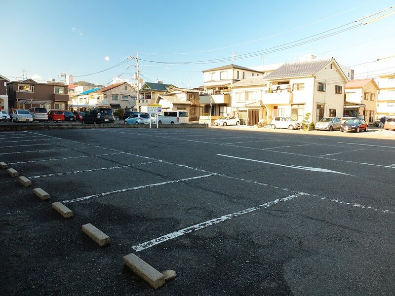 平安祭典広島会館 駐車場2