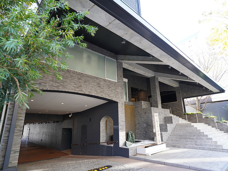 佐世保元町メモリードホール 外観2
