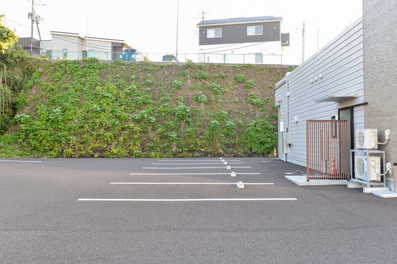 家族葬邸宅　du:e®【デュエ】塩釜杉の入 駐車場