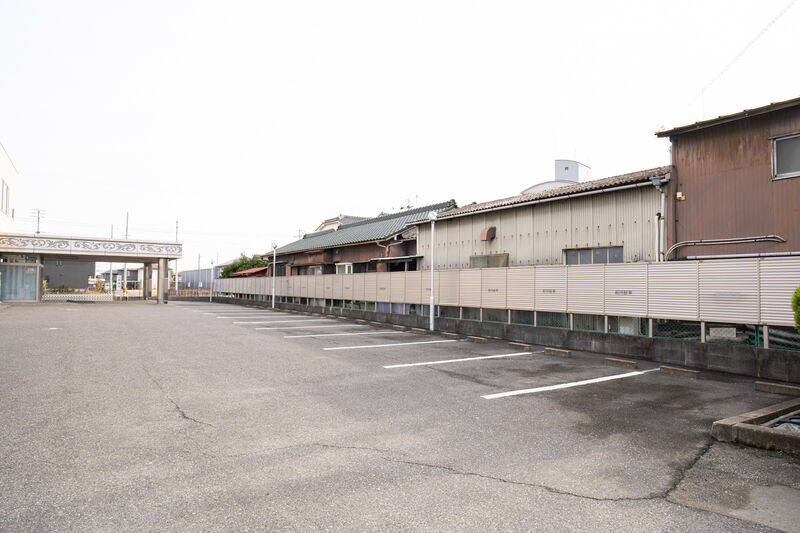 橋本屋葬具店　春日ホール 駐車場2