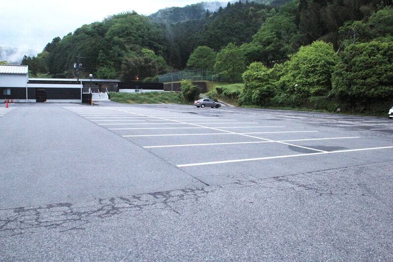 やすらぎホール足助 駐車場