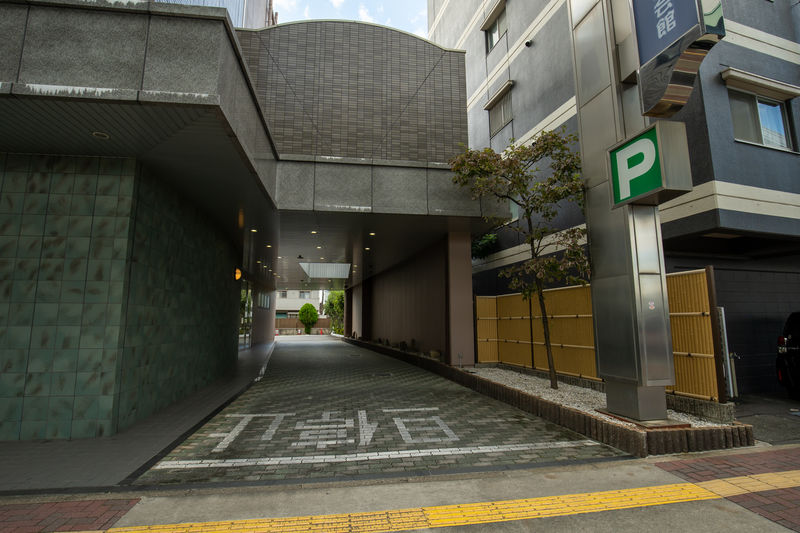 みなと斎場 駐車場1