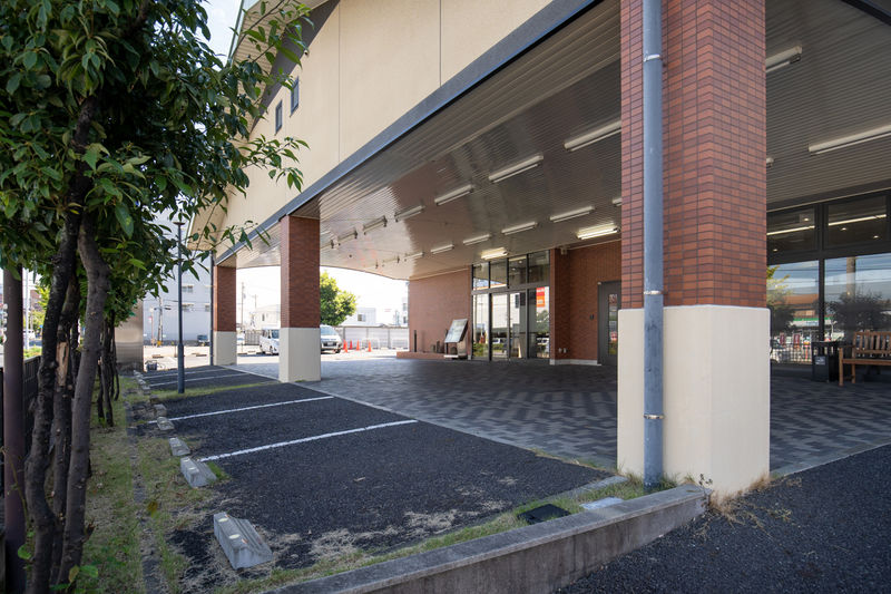 平安会館 高畑西斎場 駐車場1
