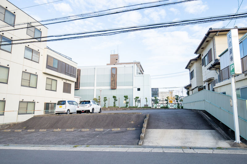 天白斎場 駐車場2