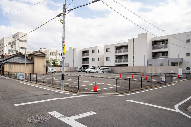 名古屋斎場 駐車場1