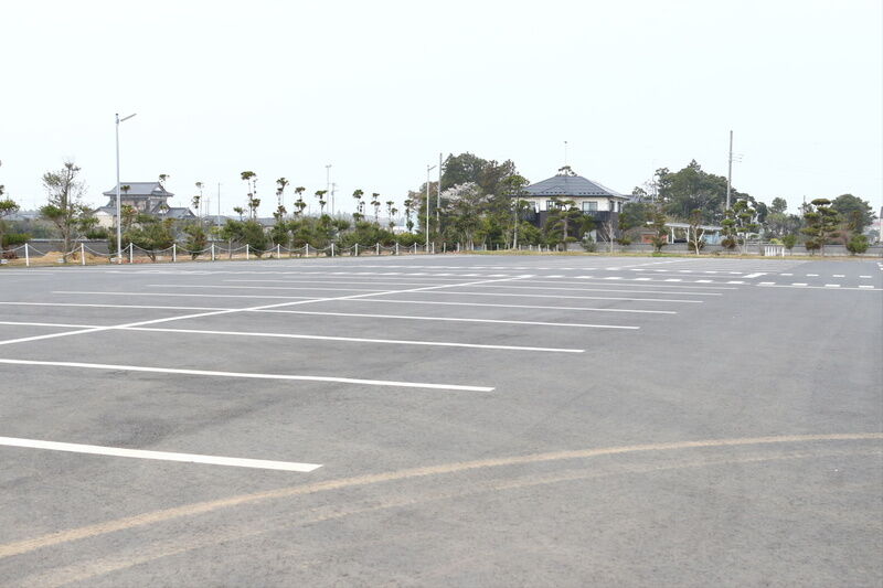ホール道 駐車場
