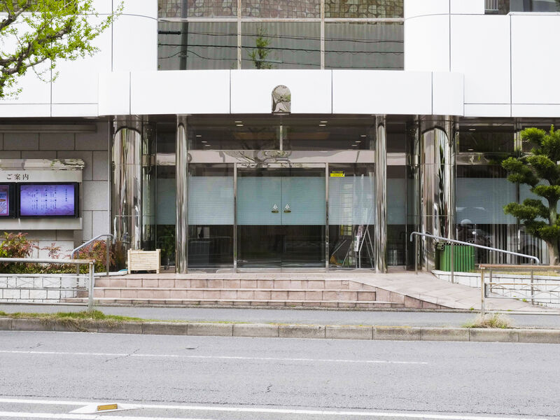 西ノ京シティホール 入り口