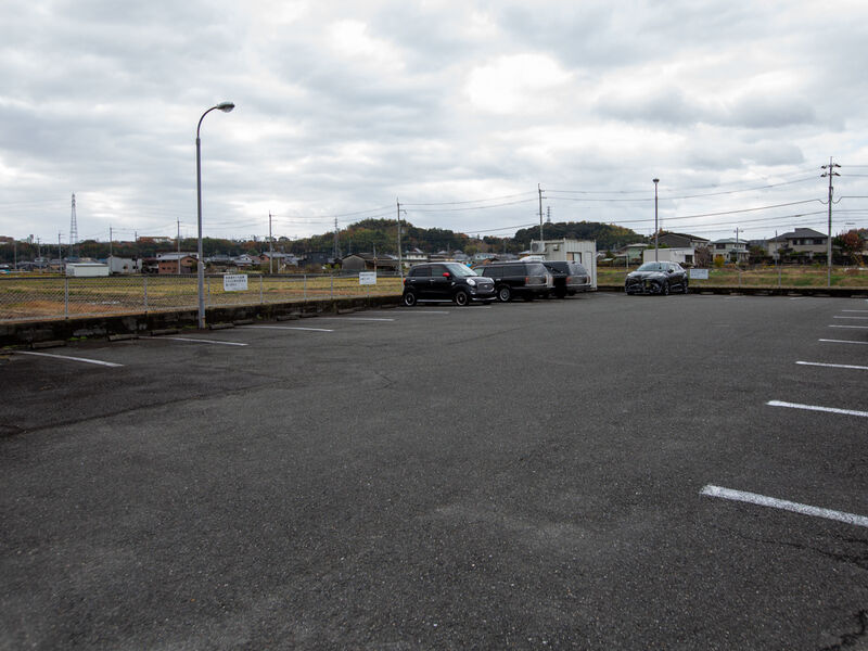 平城セレモニーホール 駐車場