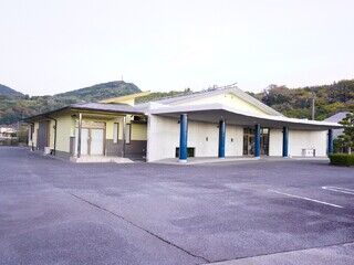 井芹斎場