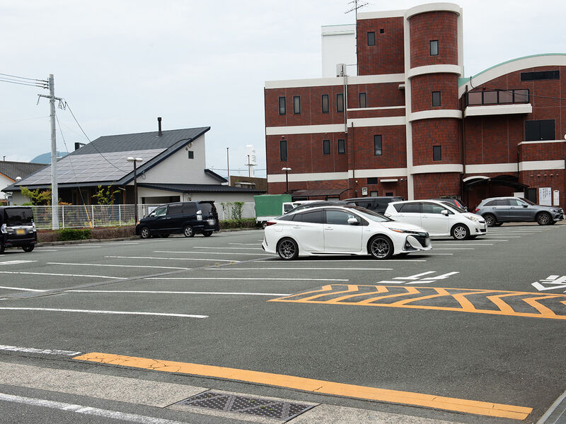 南熊本本館 駐車場