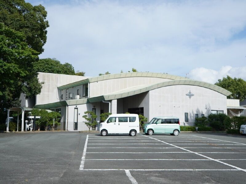 かずやコスメディア有明斎場 外観1