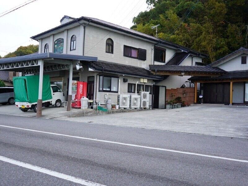 やまさき葬儀社 外観2