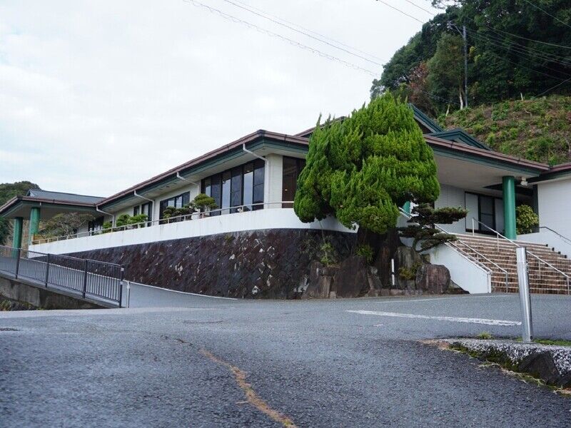 大佛堂仏事会館天寿殿 外観1