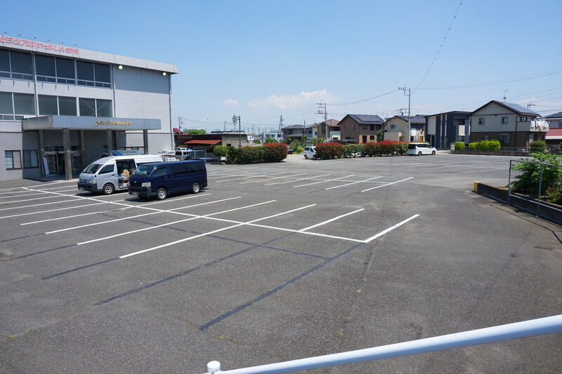 メモリアルホールしんまち 駐車場
