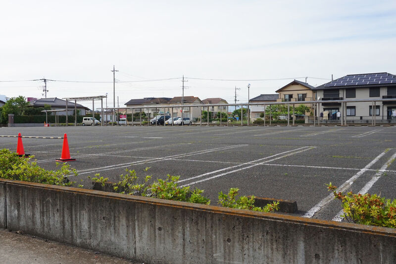 日典ラサ赤城野・別邸やすらぎ 駐車場