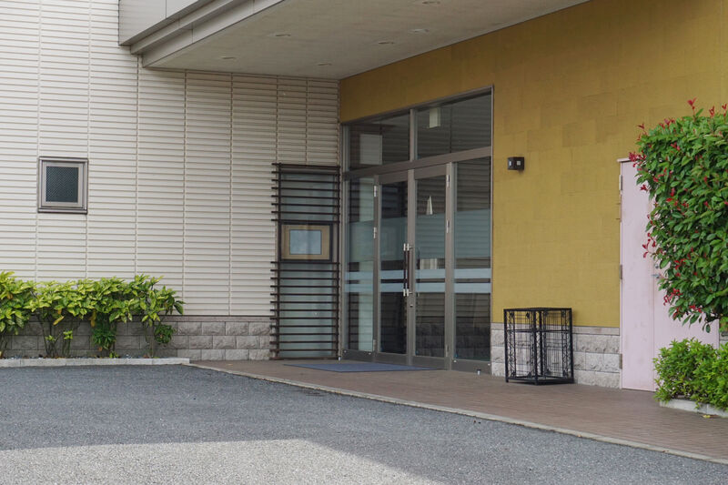 日典ラサ 想殯館 前橋 入口