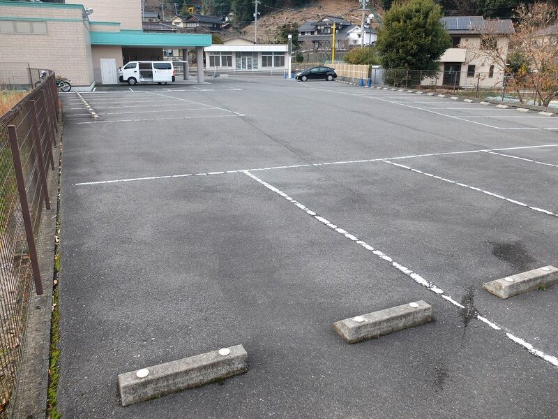 小河原葬祭会館 駐車場1