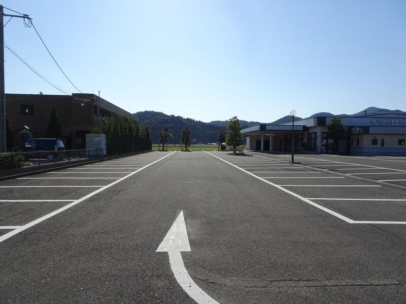 ひぜん斎場 しおた 駐車場１