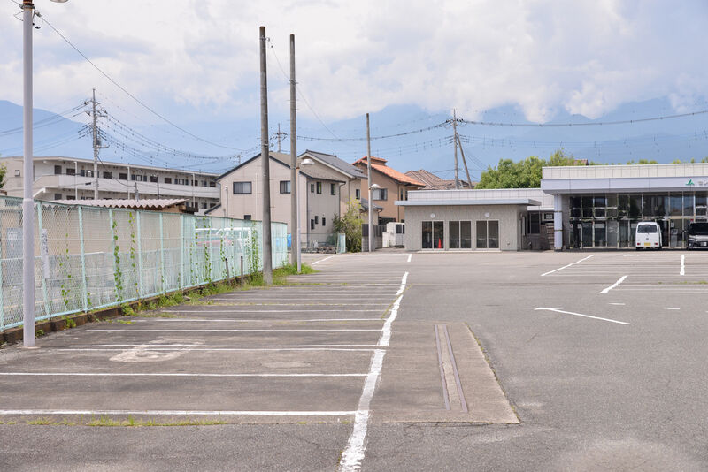 セレモニーみどり 駐車場