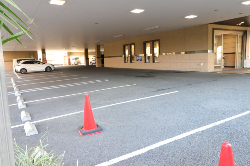 荒田会館 駐車場1