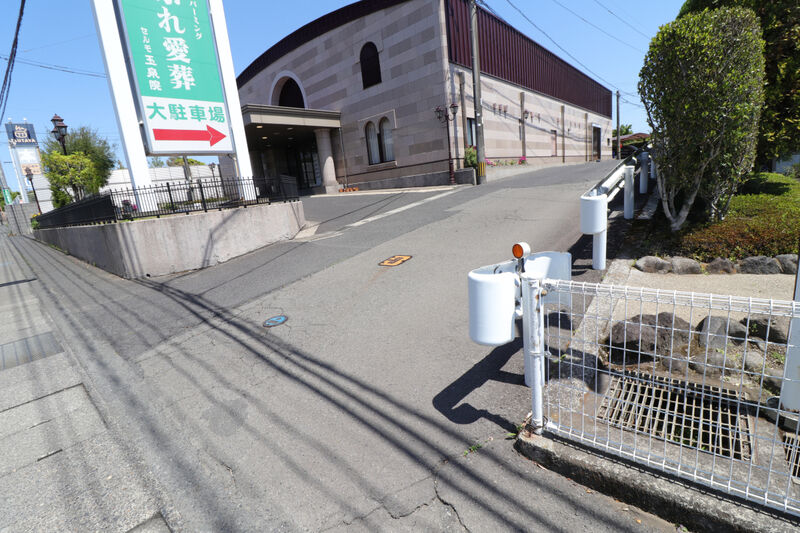 吉野会館 入口