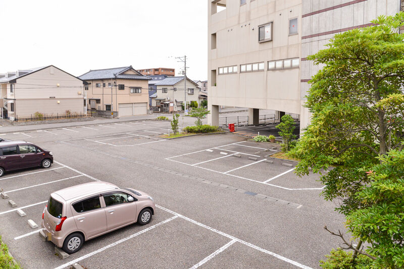 VIPシティホール県庁前 駐車場