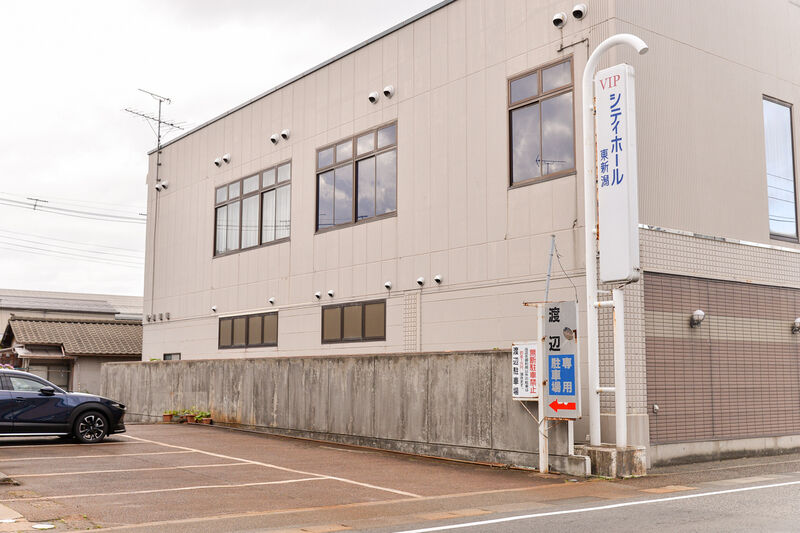 VIPシティホール東新潟 駐車場
